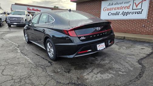 2022 Hyundai SONATA SE