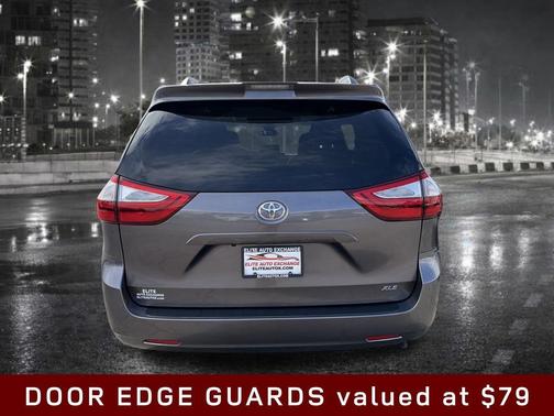 2019 Toyota Sienna XLE