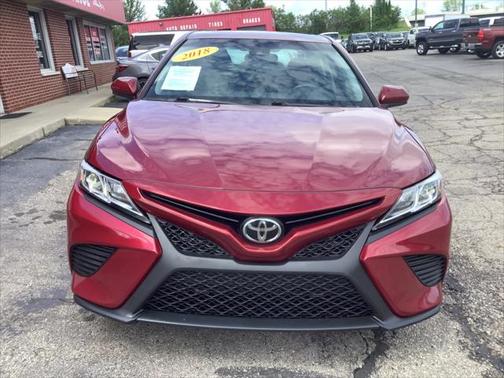 2018 Toyota Camry SE