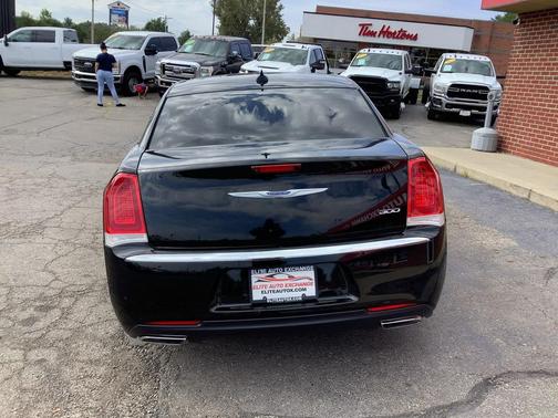 2020 Chrysler 300 Limited