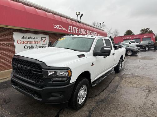 2023 RAM 3500 Tradesman Crew Cab 4x4 8' Box