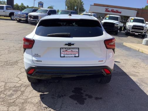 2025 Chevrolet Trax FWD 1RS
