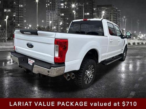 Oxford White 2019 Ford F-250 Lariat