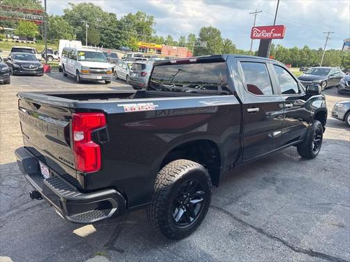 2022 Chevrolet Silverado 1500 Custom Trail Boss