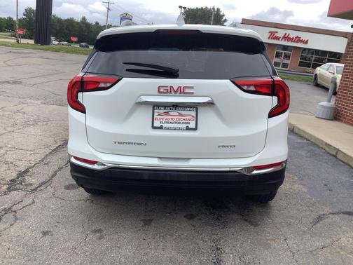 2020 GMC Terrain SLT