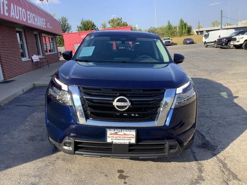 2022 Nissan Pathfinder SV 4WD