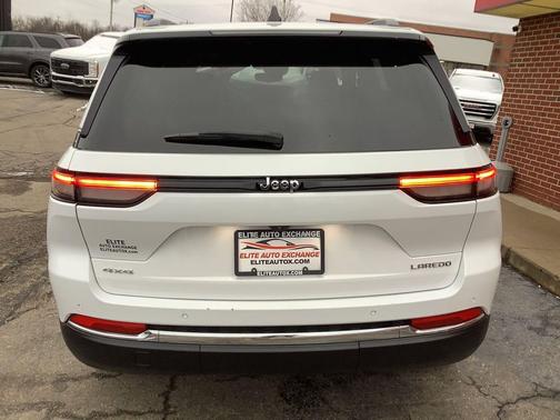 2023 Jeep Grand Cherokee Laredo