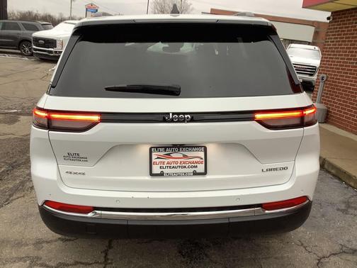 2023 Jeep Grand Cherokee Laredo