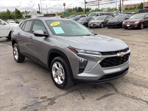 2024 Chevrolet Trax LS
