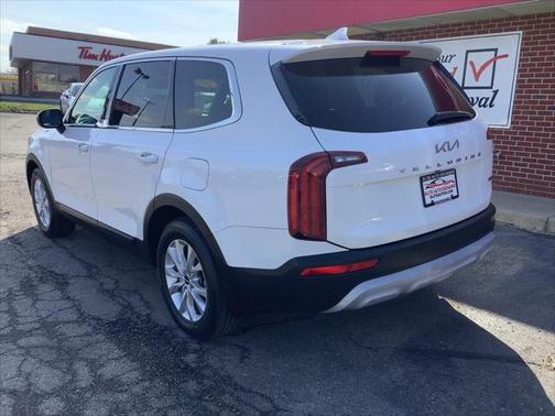 2022 Kia Telluride LX