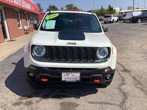 2016 Jeep Renegade Trailhawk