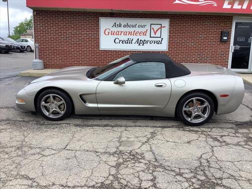 2000 Chevrolet Corvette Base