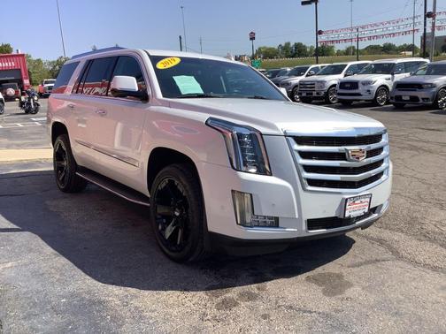 2019 Cadillac Escalade Luxury