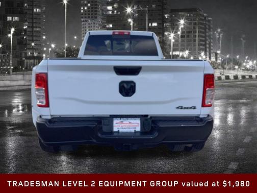 2023 RAM 3500 Tradesman Crew Cab 4x4 8' Box