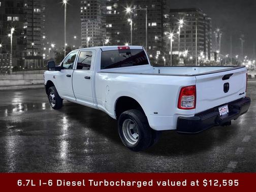 2023 RAM 3500 Tradesman Crew Cab 4x4 8' Box