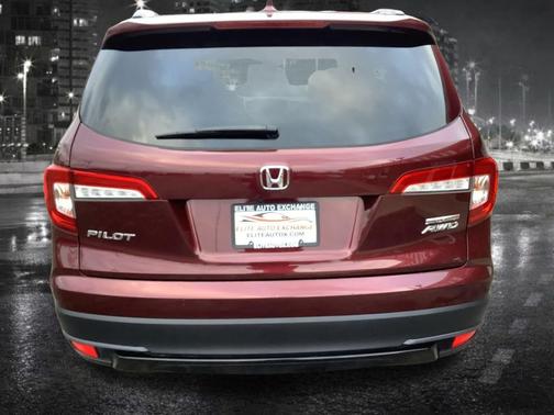 Maroon 2022 Honda Pilot AWD Special Edition