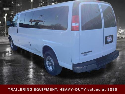 Summit White 2021 Chevrolet Express 3500 RWD 3500 Extended Wheelbase LT