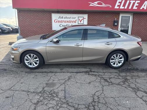2022 Chevrolet Malibu FWD LT