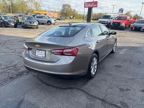 2022 Chevrolet Malibu FWD LT