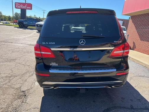 2017 Mercedes-Benz GLS 450 4MATIC