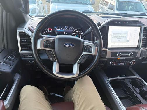 2022 Ford F-250 Platinum