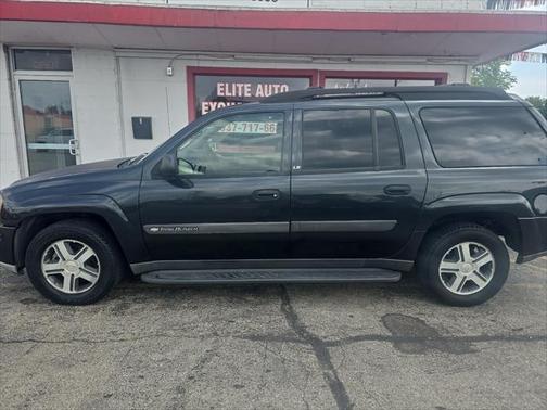 2004 Chevrolet TrailBlazer EXT LS