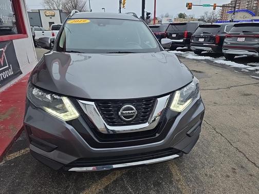 2019 Nissan Rogue S