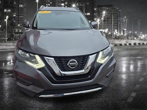 2019 Nissan Rogue S