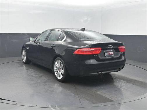 2019 Jaguar XE 25t Premium