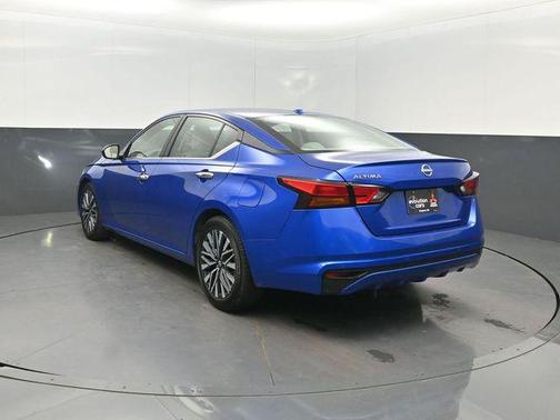 Bluestone Pearl 2025 Nissan Altima 2.5 SV