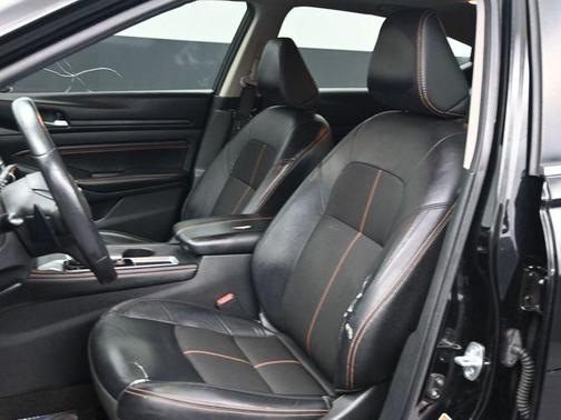 2022 Nissan Altima SR VC-Turbo FWD