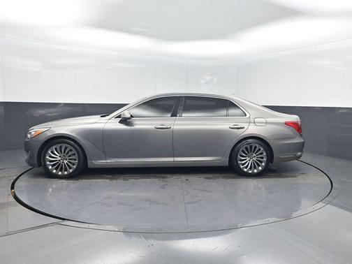 San Simeon Gray 2018 Genesis G90 Premium