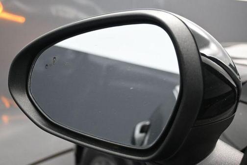 Ebony Black 2022 Kia K5 LXS