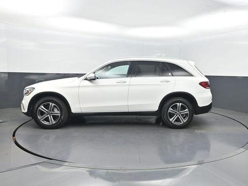 White 2022 Mercedes-Benz GLC 300 Base