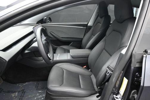 Stealth Grey 2025 Tesla Model 3 Standard Range