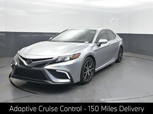 Celestial Silver Metallic 2022 Toyota Camry SE
