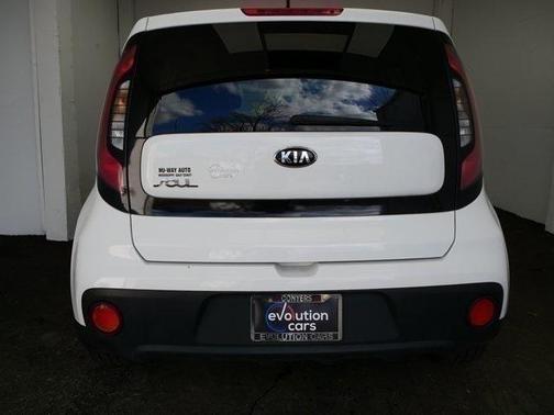 2017 Kia Soul Base