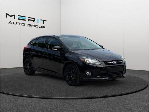 Black 2013 Ford Focus SE
