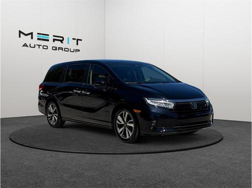 Black 2023 Honda Odyssey Touring