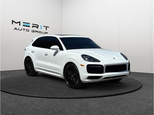 White 2021 Porsche Cayenne GTS