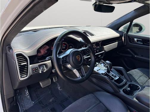 White 2021 Porsche Cayenne GTS