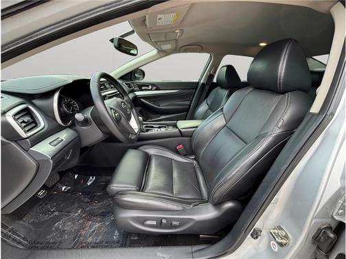 2017 Nissan Maxima 3.5 SV