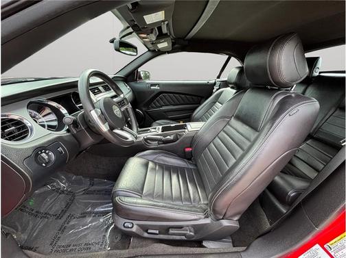 2013 Ford Mustang GT Premium