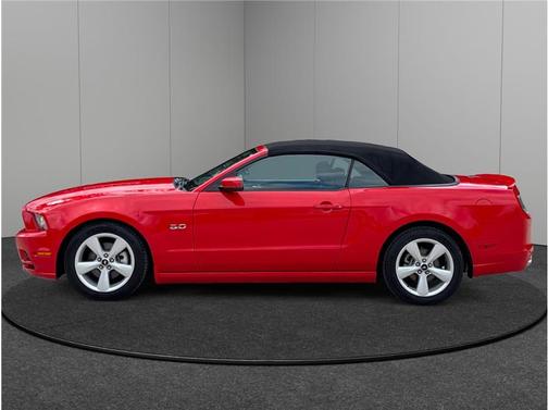 2013 Ford Mustang GT Premium
