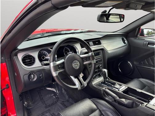 2013 Ford Mustang GT Premium