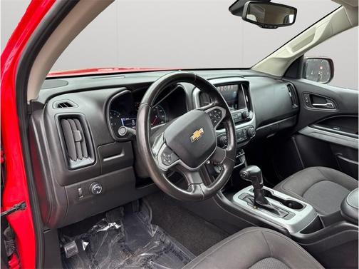 Red 2018 Chevrolet Colorado LT