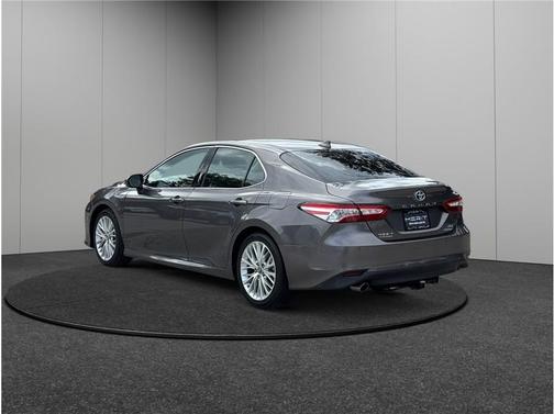2018 Toyota Camry Hybrid XLE