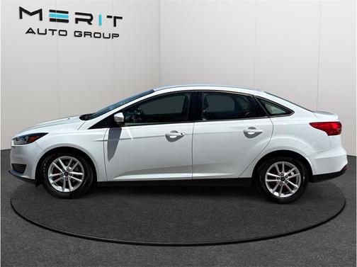 White 2016 Ford Focus SE