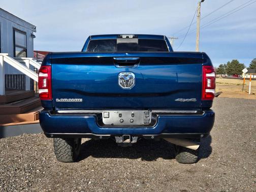 2024 RAM 2500 Laramie Crew Cab 4x4 6'4' Box