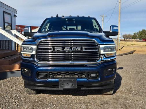 2024 RAM 2500 Laramie Crew Cab 4x4 6'4' Box
